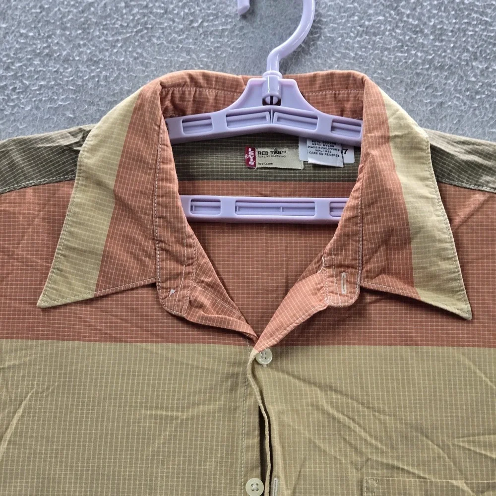 VINTAGE Levi's Men Button Up Shirt L Tan Cotton Striped Rugby Skater Grunge Y2K